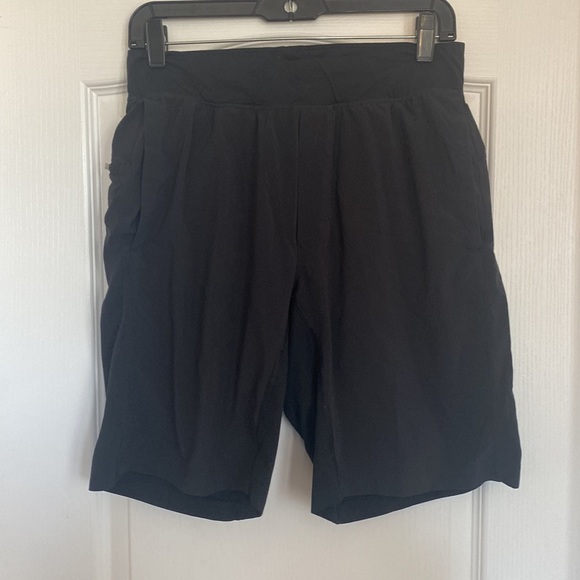 Lululemon T.H.E. Short *Luxtreme Liner 9" - Picture 8 of 9